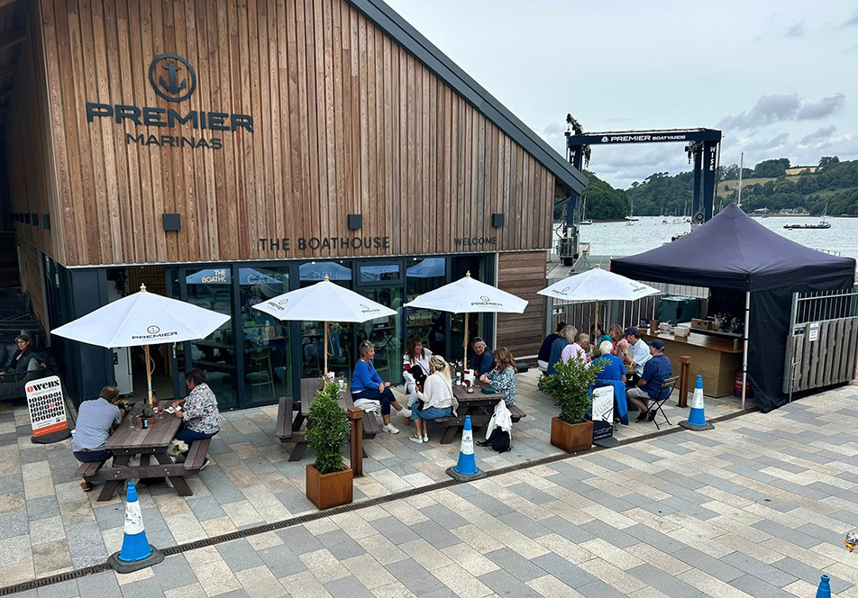 Noss Boathouse BBQ Mixed