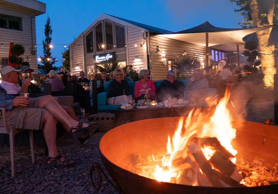 Universal Party Mixed