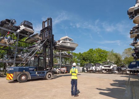 Forklift And Dry Stack Universal Marina NW Mixed Content Block 952X664