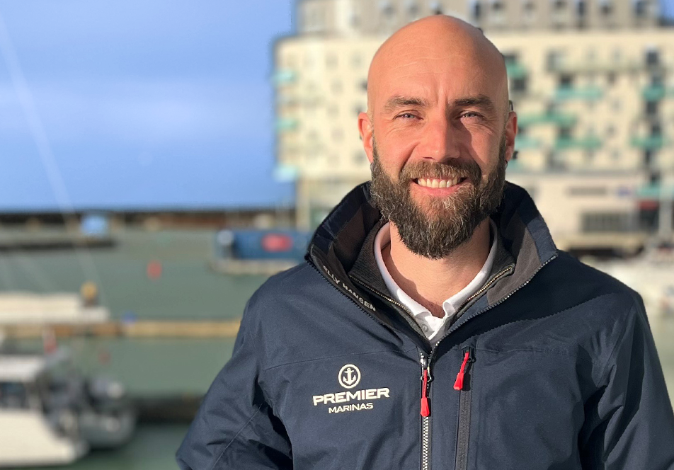 MAX=HEADSHOT NEW MIXEDCONTENT2