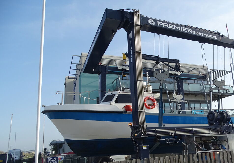 Boatyard Eastbourne NW Mixed Content Block 952X664