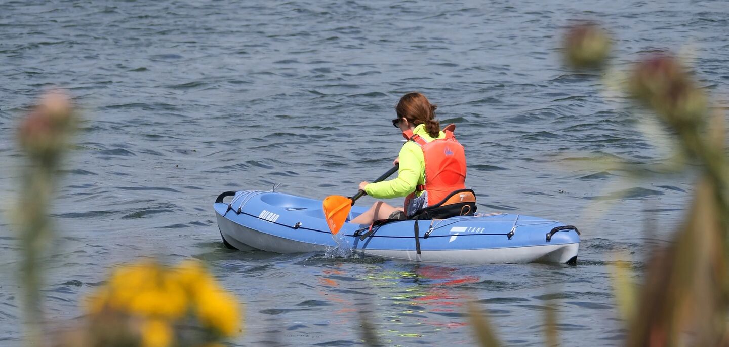 Kayak In The Swanwick Marina NW Header Banner Without Weather 1920X685