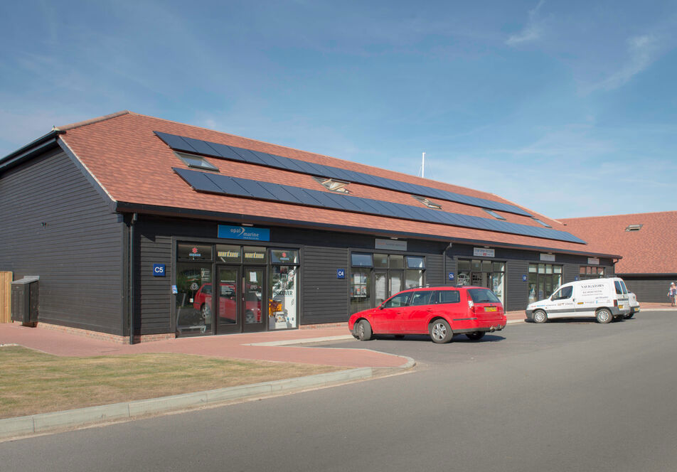 Solar Commercial Chichester Marina 2014 32 NW Mixed Content Block 952X664