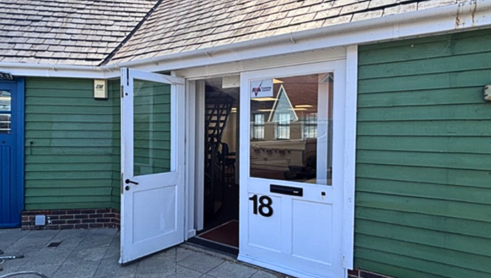 Unit 18, Haslar Marina