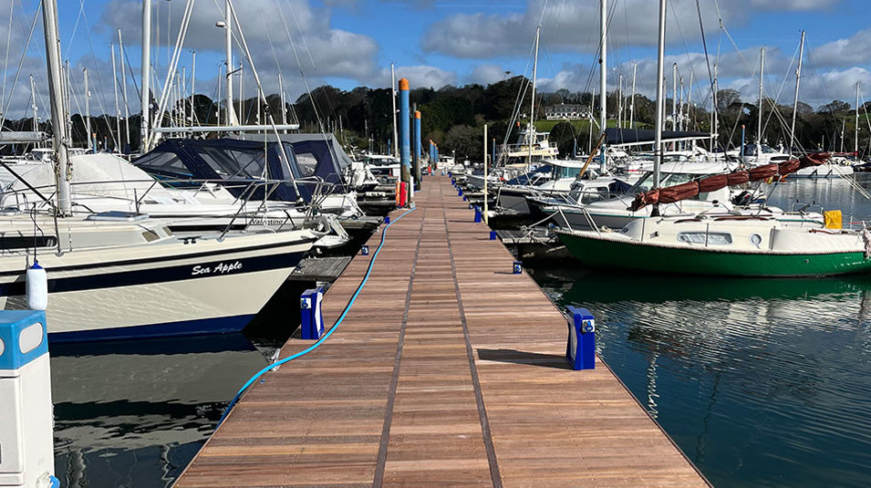 Falmouth Pontoonproject MCB