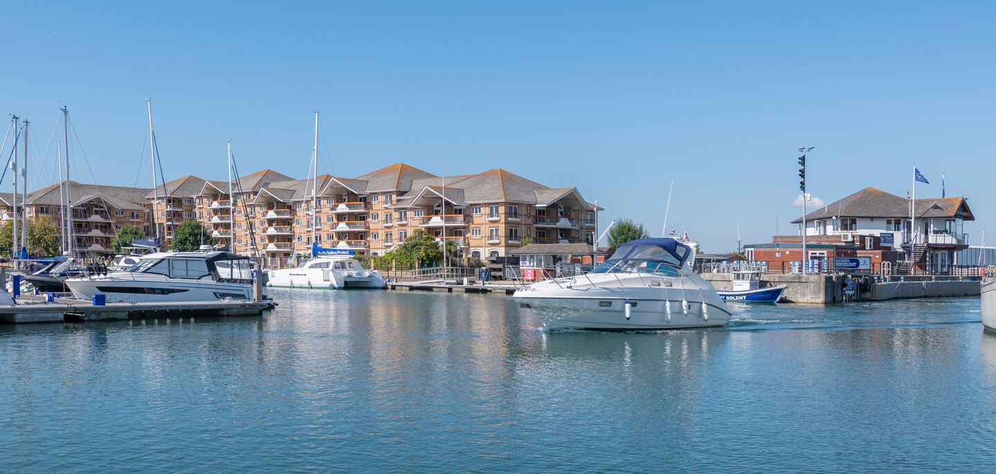 Port Solent 22 004 NW Banner Without Weather 1920X685
