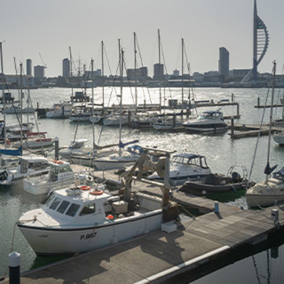 Gosport Party Marina Listiitem