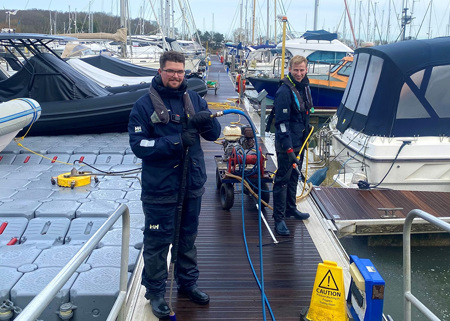 Chichester Pontoons Mixedconent