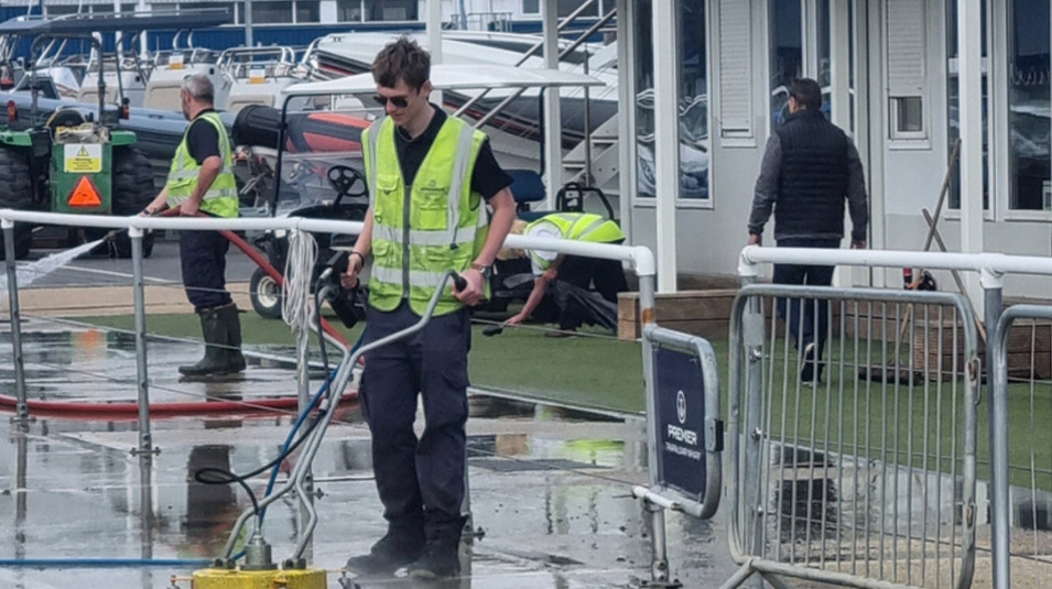 Trafalgar Cleaning Mixedcontent