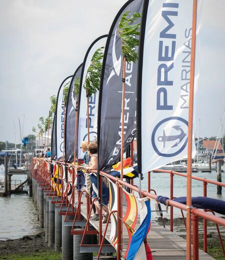 Regatta 22 20 NW Event Block 450X520