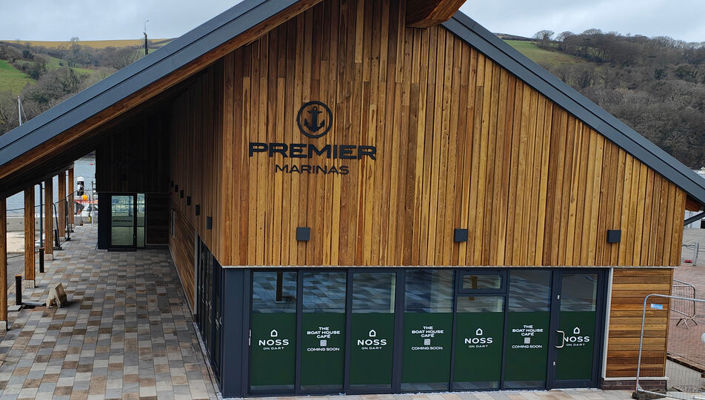 Deli Style Café Overview NW Mixed Content Block 952X664