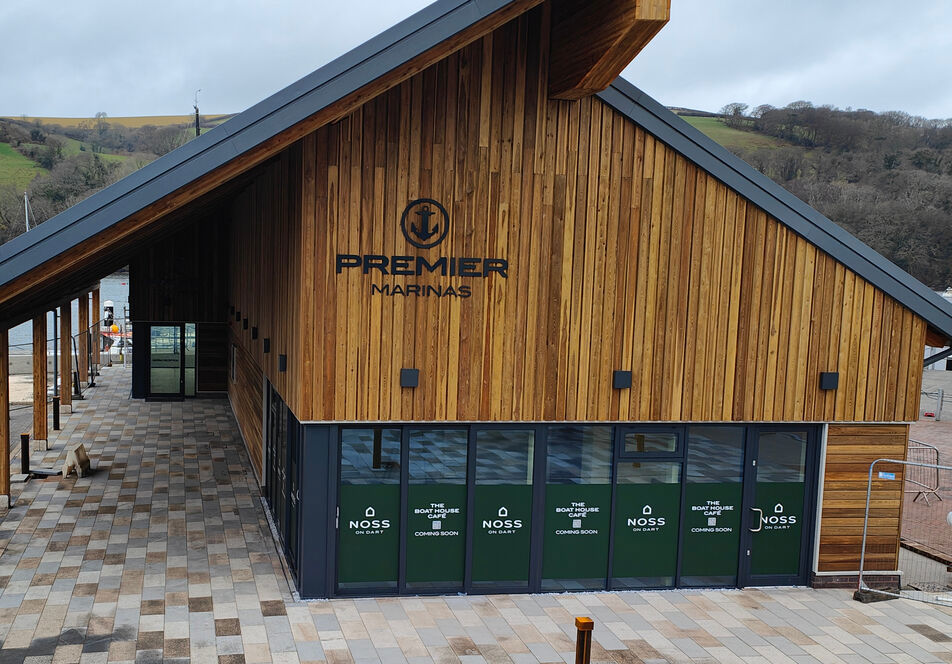 Deli Style Café Overview NW Mixed Content Block 952X664